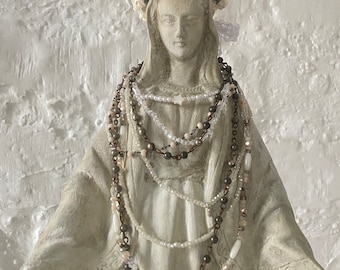 Hand-Painted Virgin Mary Statue: Shabby Chic Religious Decor