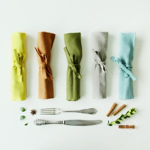 Linen Cutlery Roll - Reusable Utensil Holder Bag - Travel Picnic Lunch Box Wrap Case - Zero Waste Sustainable Kitchen