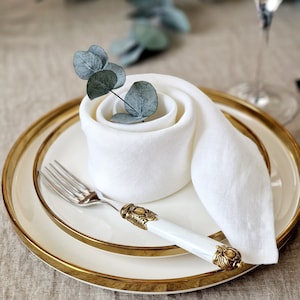 White linen napkins