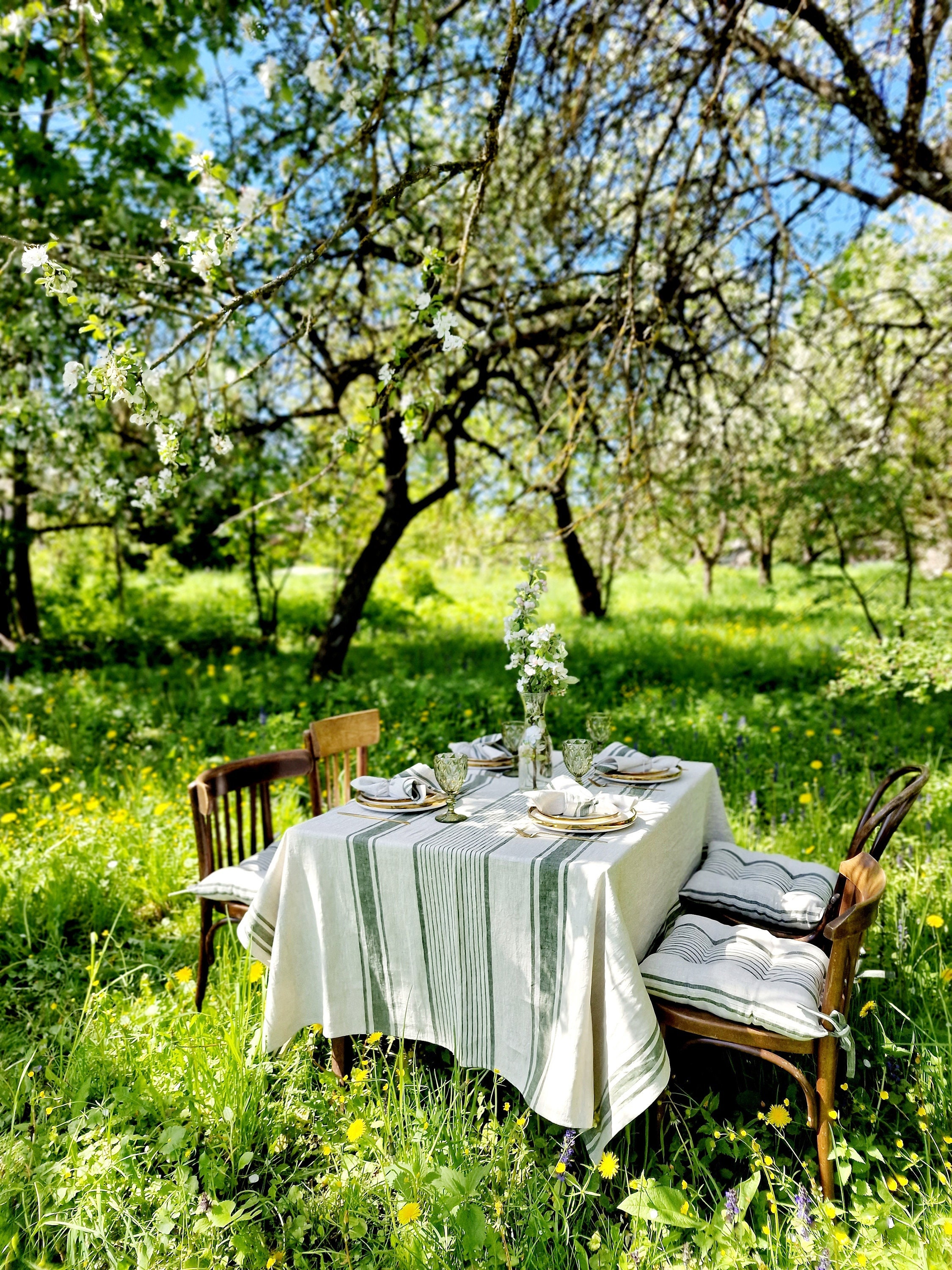 Farmhouse Style Rustic Linen Tablecloth for Timeless Elegance
