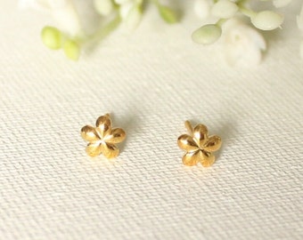 Gold Flower Studs - Tiny Flower Studs / Earrings - Gold Studs - Cartilage Studs - Unique Studs - Blossom Flower Studs - jewelry for her