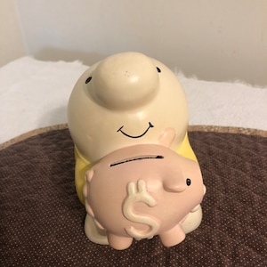 Vintage 1981 Ziggy Ceramic Bank Holding Pig With Stopper 8” Tall