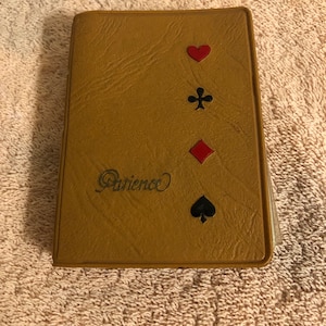 Barajas de cartas de paciencia en miniatura antiguas en estuche US Playing Card Co