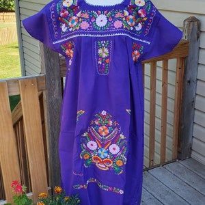 Mexican Embroidered Women&#39;s Dress Size Extra Large. Women Traditional Mexican Dress. Ready to ship. Cinco de Mayo Dress. Sale