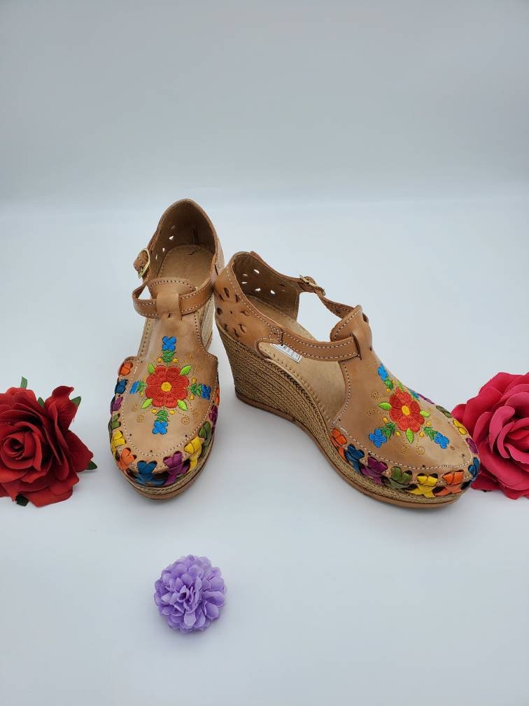 sorel ella slip on shoes