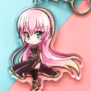 Breloque Megurine Luka 3,5 pouces en acrylique (double face)