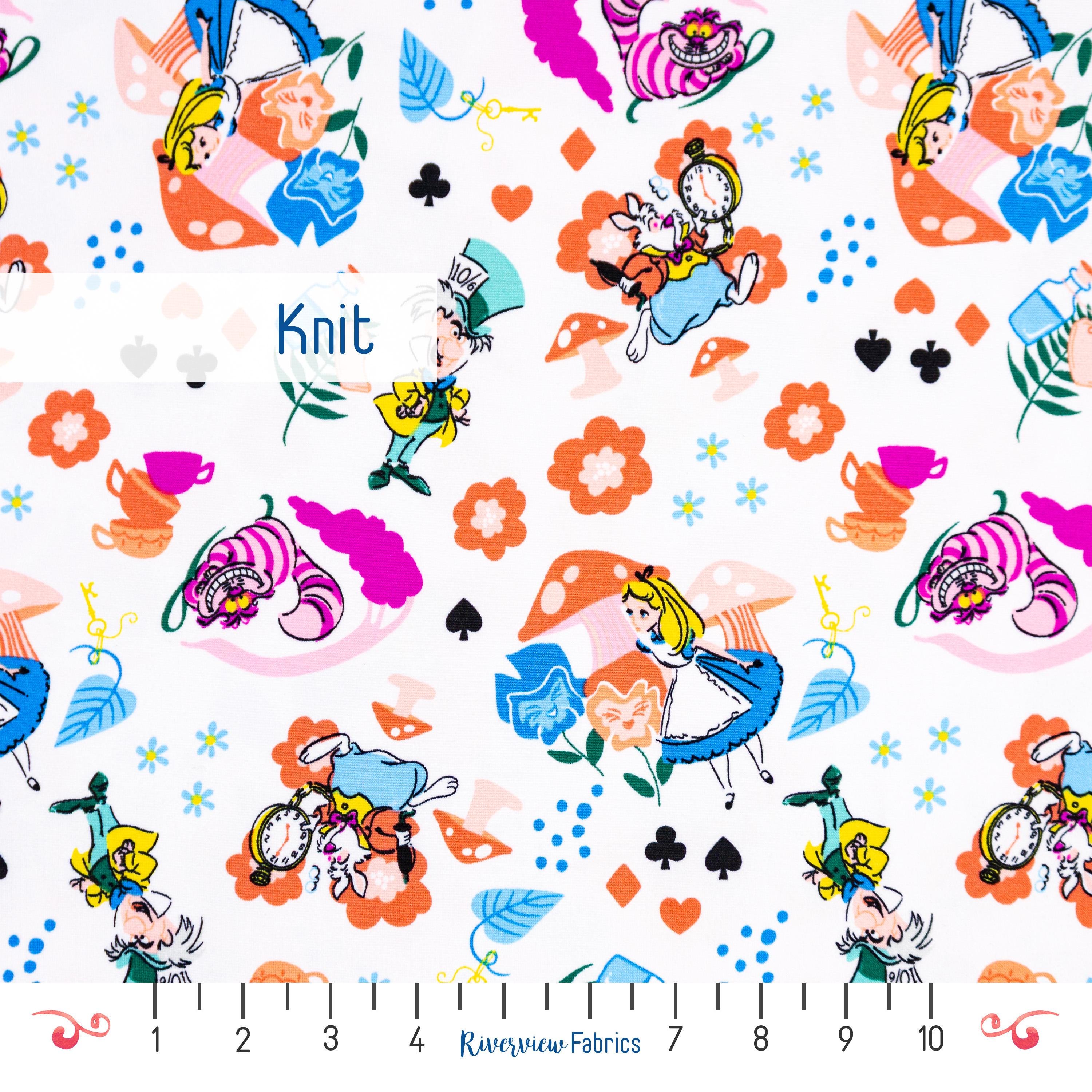 Alice in Wonderland♥︎QUEEN♥︎ 手編みのブランケット Knitted Alice in Wonderland - Etsy