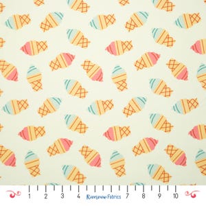 Tela de helado cortada a medida, color blanco roto, colección Food Trucks, Paintbrush Studio Fabrics, 100 % algodón acolchado, Fat Quarters