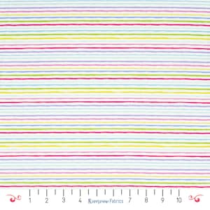 Pode incluir: Tecido branco com listras horizontais em várias cores, incluindo rosa, amarelo, verde e roxo. As listras têm um efeito aquarela. Uma régua está na borda inferior com o texto "Riverview Fabrics".