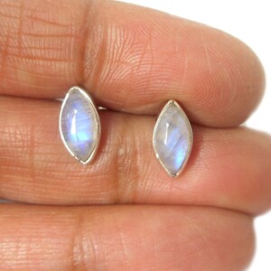 Pendientes de piedra preciosa de plata esterlina moonstone ardiente 925 - 5 x 10 mm
