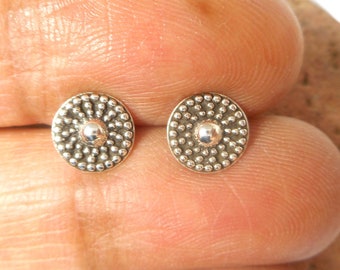 Round Shaped Mandala Sterling Silver Stud Earrings 925 - 8 mm