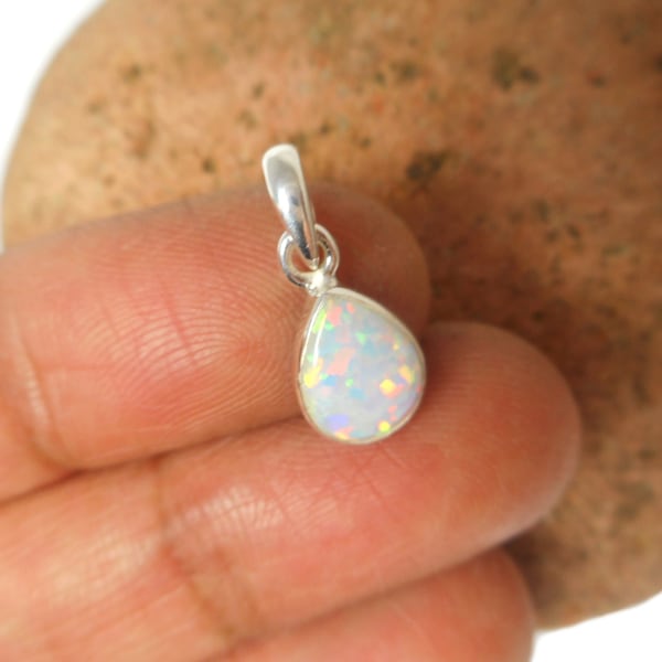 White Opal Sterling Silver 925 Gemstone Pendant - 7 x 9 mm