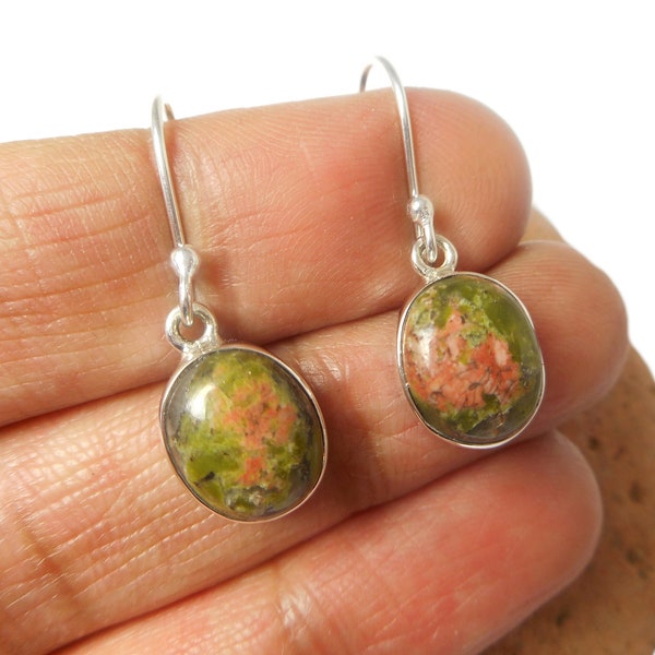 Round Emerald Stud Earrings – 925 Sterling Silver