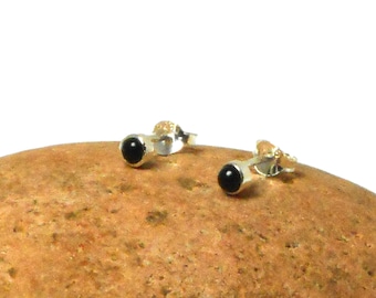 Pequeño Redondo NEGRO ONYX Sterling Silver Stud Pendientes 925 - 3 mm