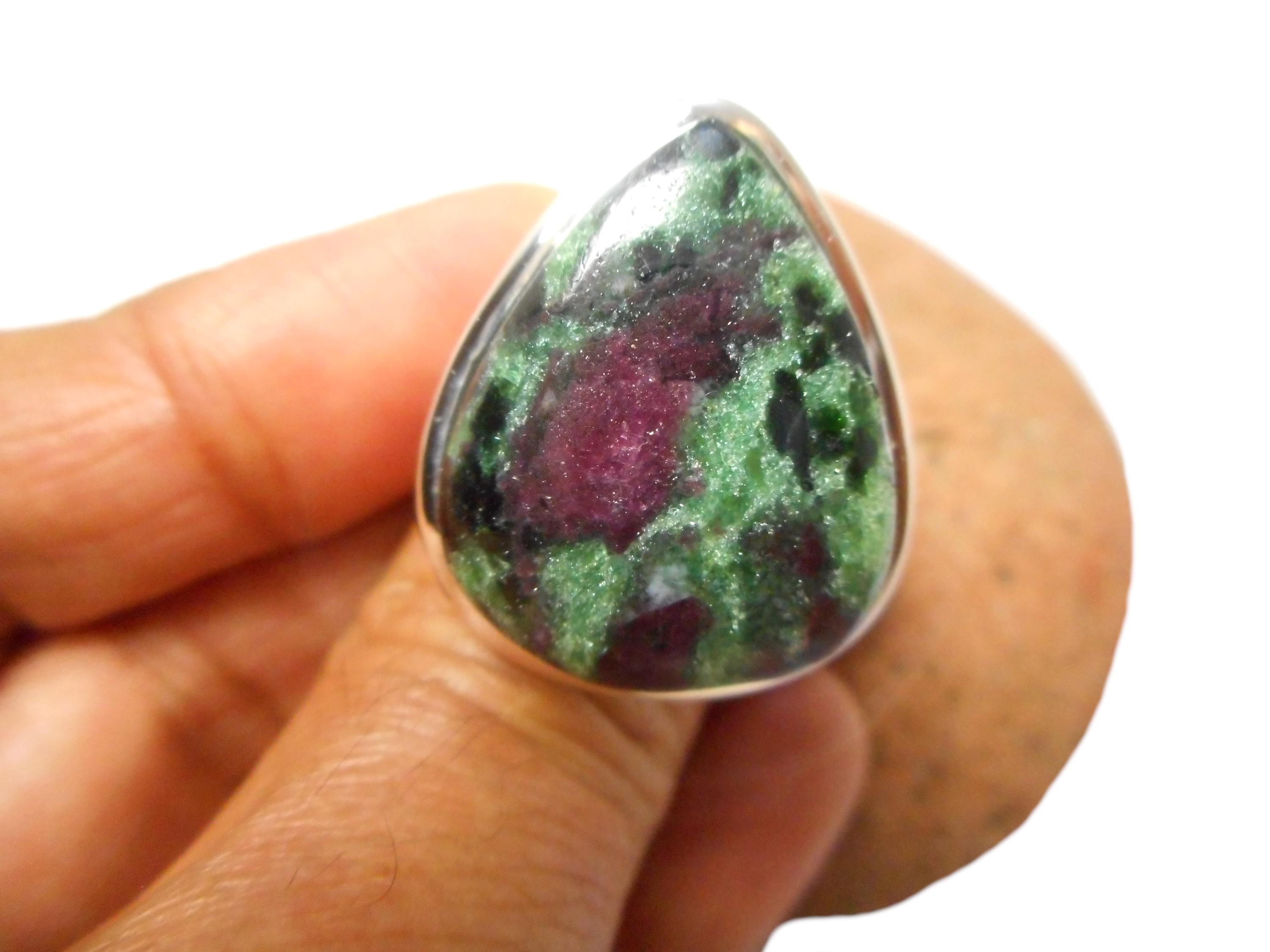 Large ruby rough - Etsy 日本