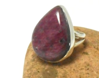 Handgjord rosa rubinring: Boho-smycken i sterlingsilver, storlek 7