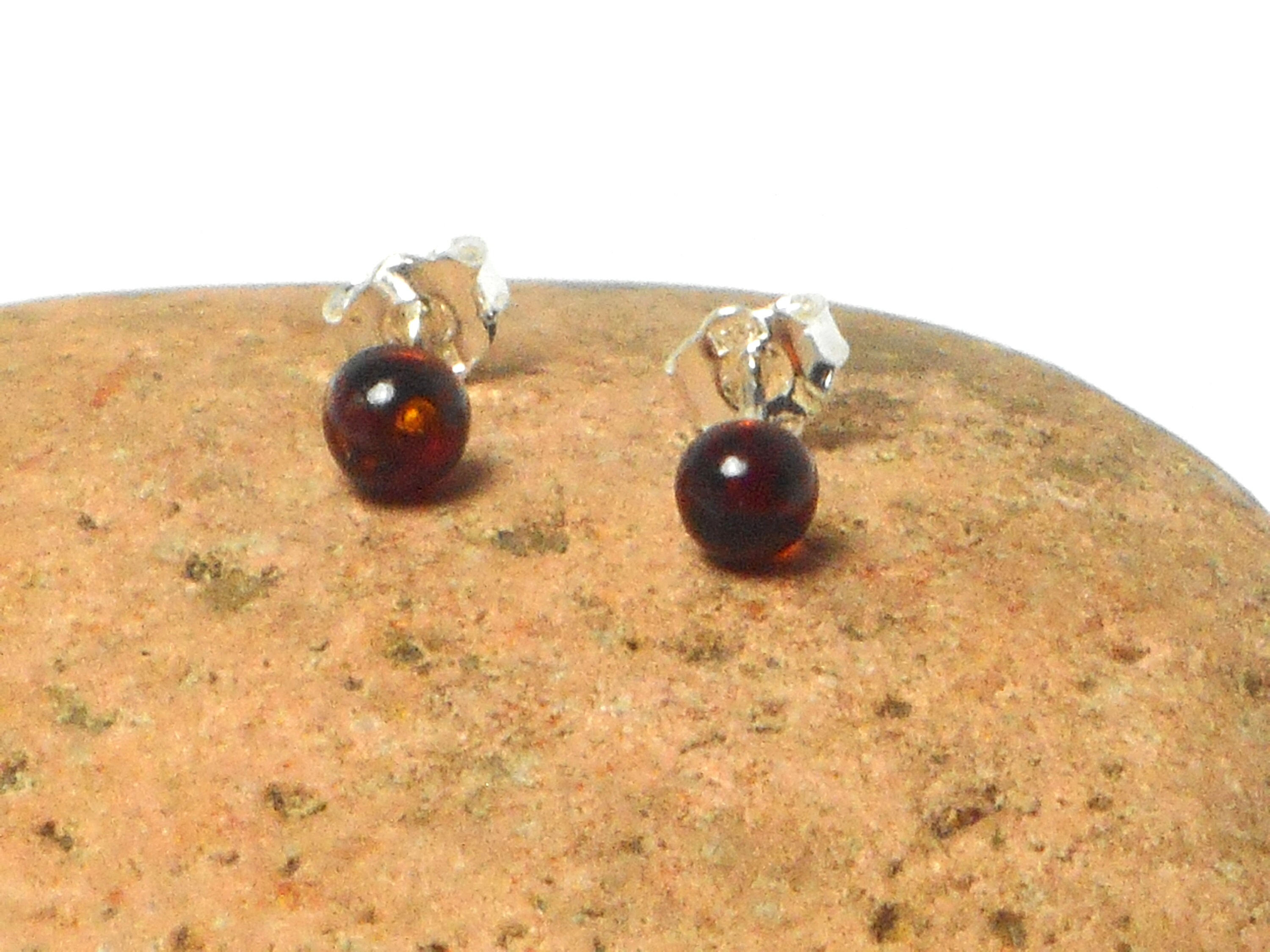Orecchini a bottone con pietra preziosa rotonda AMBRA in argento Sterling 925 - 5 mm - Italia