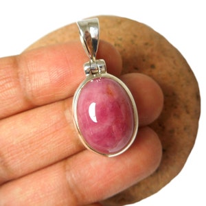Ovale RUBY Sterling zilveren 925 edelsteen hanger