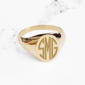 18K 14K Oval Signet ring, Solid Gold Signet ring, Gold Pinky ring, 9K Gold chevalier ring, Custom Personalized signet ring,Women Signet ring