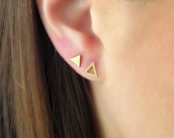 14K Small open triangle studs,Triangle frame gold studs,9K Gold Triangle studs,Small Geometric gold stud earrings,Tiny triangle earrings