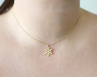 14K 9K Snowflake Charm Necklace, Solid gold necklace, Wintertime Pendant necklace, Winter Jewelry, Dainty Layering Necklace, Gift For Her