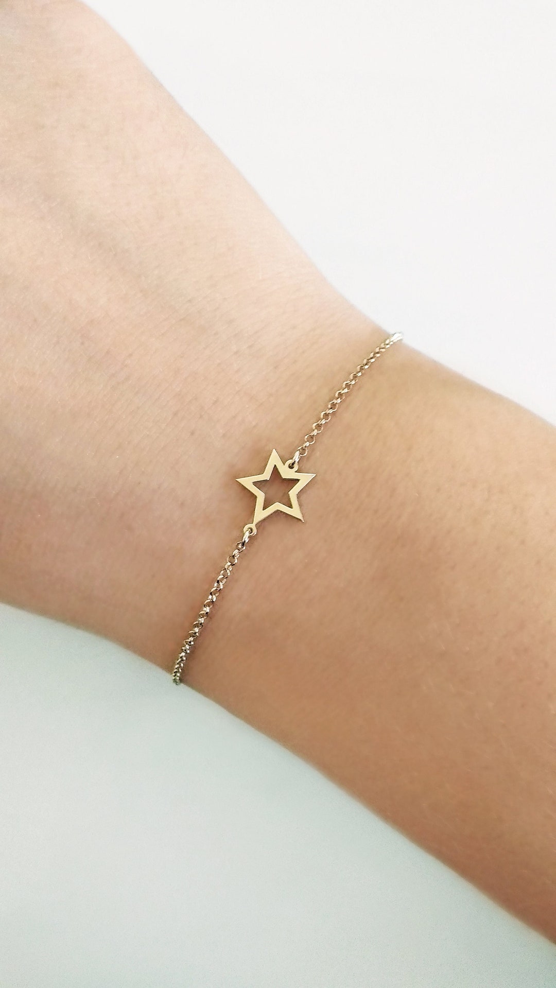 14K 9K Gold Star Bracelet, Open Star Bracelet, Solid Gold Star Frame