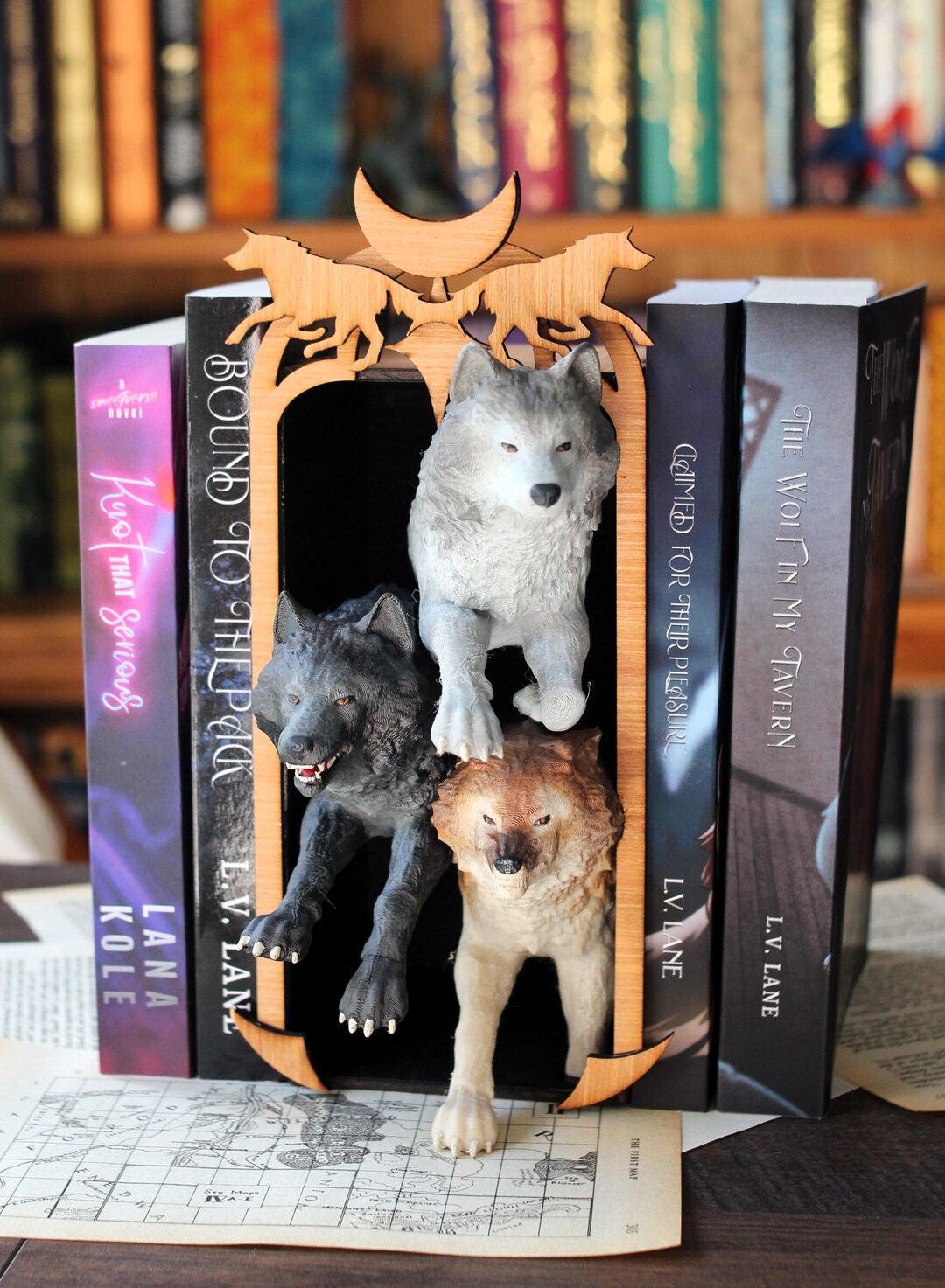 Library Display Wolves Wolf Book Nook- Shelf Insert Display Wolf Pack - Etsy