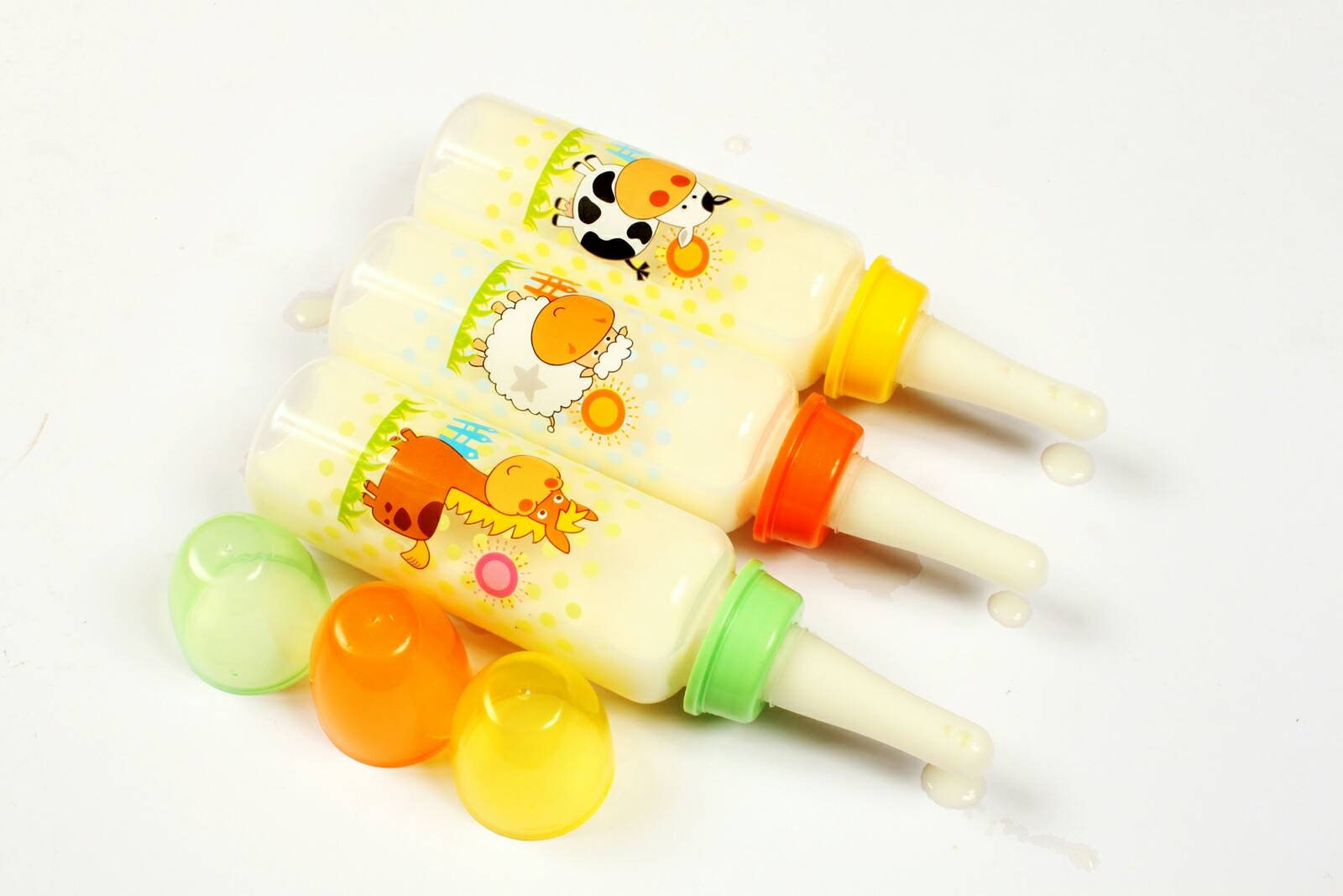 Custom adult baby bottles. Long, fast flow teat on 240ml abdl bottle. Adorable farm yard animal designs. Ideal for ddlg/littlespace