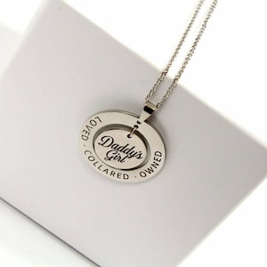 Collar DDLG. La niña de papá, tenía collar y le encantaban las joyas. El regalo de Navidad perfecto para una pequeña. Joyas para el espacio.