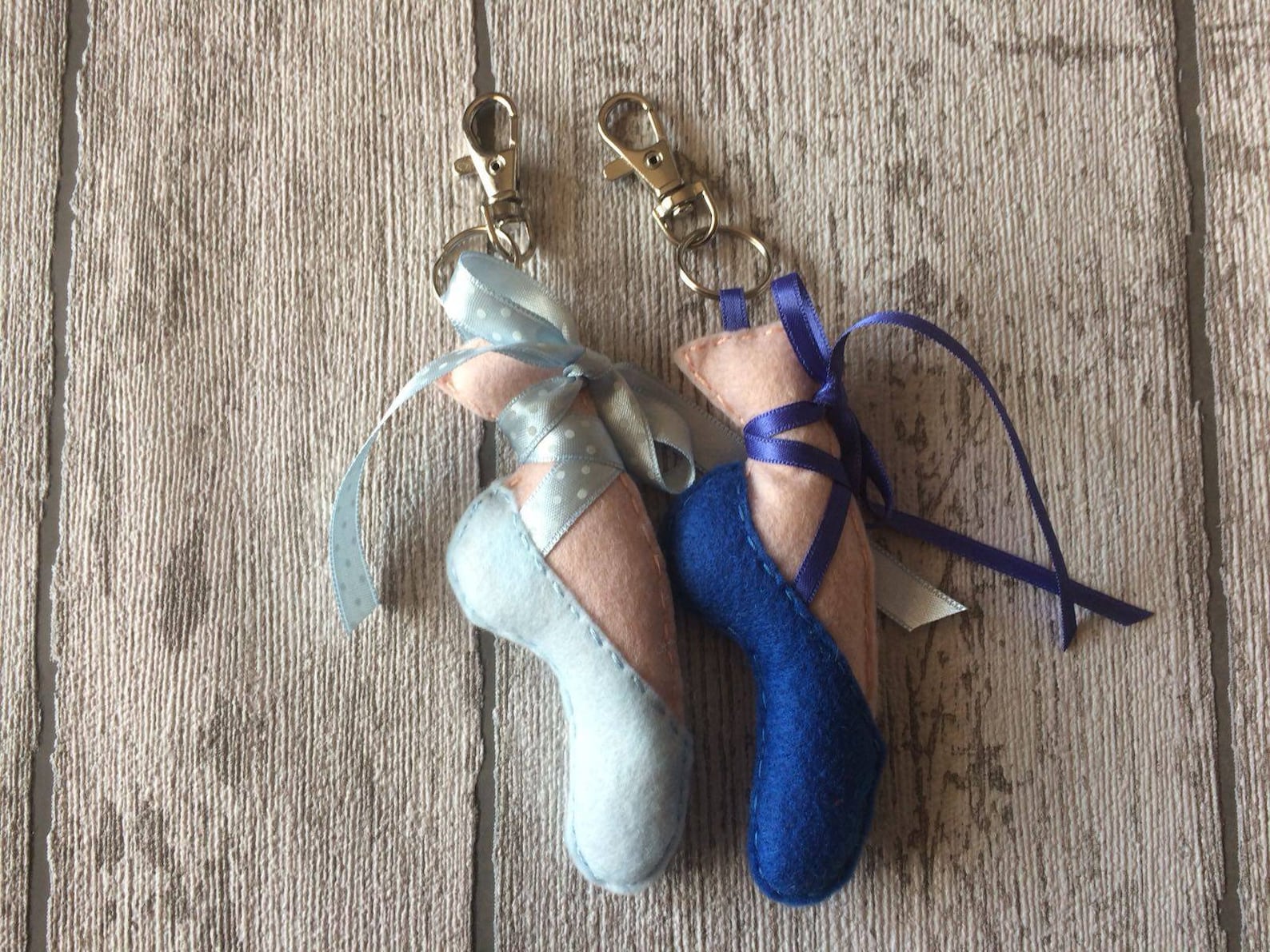 ballet slipper, key ring for dance shoes, keyring, felt, accessory bag, gift dance enthusiasts, wedding favor