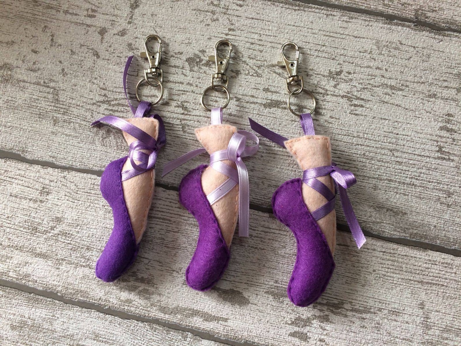 ballet slipper, key ring for dance shoes, keyring, felt, accessory bag, gift dance enthusiasts, wedding favor