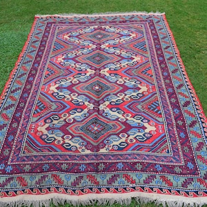 Caucasian Sumak Killim Vintage Large Area Rug Tribal Caucasian Kilim Kabkaz Red Organic Wool Rug Designer Rug Home Deco Rug Size: 5&#39;1x8 ft