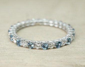 Diamant und blaue Aquamarine volle Eternity Band in 14k Weißgold / schwimmende Ehering / Stapelband / natürliche Edelsteine / klassischer Ring