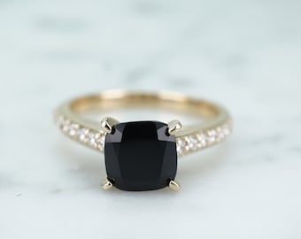 Schwarzer Onyx-Diamant-Verlobungsring mit großem Kissenschliff und runden echten Edelsteinen, Push-Präsent-Ring, Versprechensring, Kathedralen-Einstellung, Solitärring