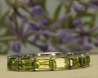 Peridot Full Eternity 14K White Gold Band,Emerald Cut Green Natural Peridot,Eternity Peridot Engagement Band, Gold Peridot Band, Stackable