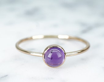 Dainty Simple Gold Ring, Amethyst Cabochon Bezel Ring in 14k Gold, 14k Gold, Minimalist Petite Ring, Dainty Ring, Natural Gemstone