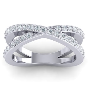 Anel moderno de diamante cruzado/pavimento de diamante em ouro branco 14k/anel personalizado/faixa de aniversário/haste dividida/faixas sobrepostas/casamento