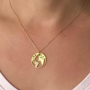 World map necklace, Globetrotter necklace, Gold map necklace, World necklace, Map necklace, Dainty necklace, Globe Circle Charm Necklace