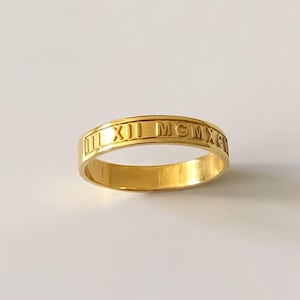 Roman Numeral Ring, Custom Engraved Ring, Personalized Roman Numeral Ring, Anniversary Ring, Custom Date Ring, Stacking Name Ring RN88U2