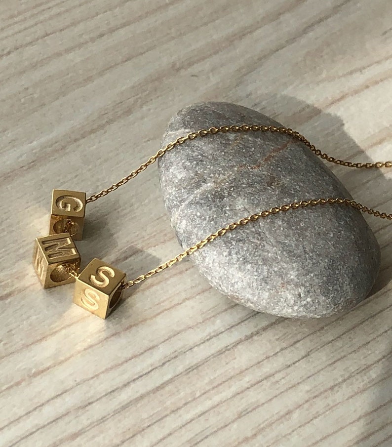 Personalised cube necklace Clearance