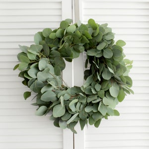 Fresh Silver Dollar Eucalyptus Wreath - Greenery Wreath - for Front Door, Wall, Window, Home Décor (Free Shipping) - various sizes available