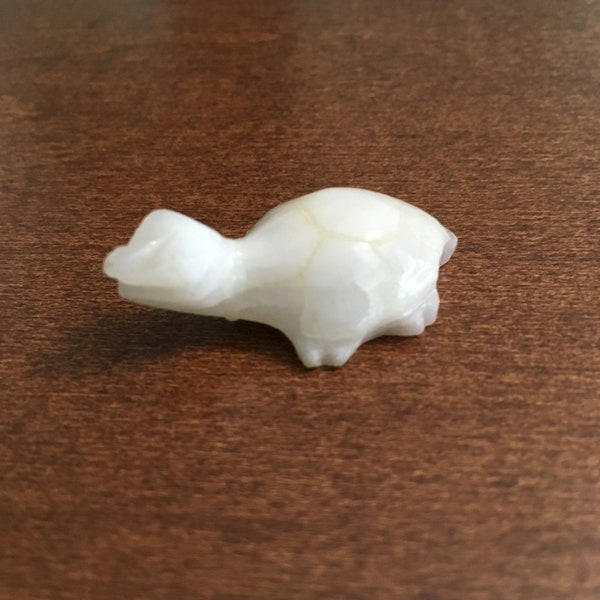 Vintage Miniature Mexican Carved Onyx Turtle