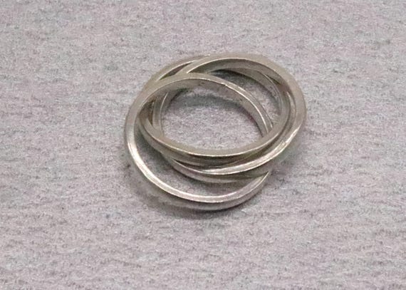 Vintage Sterling Silver Ring Interlocking 3-Part … - image 6