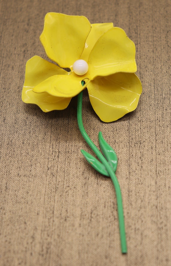 Large Brooch Enameled Vintage Flower Pin 4 1/4" L… - image 6