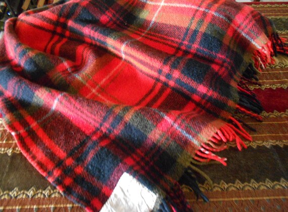 Pure Australian Wool Vintage Onkaparinga Tartan Travel Rug Vintage Onkaparinga Tartan Travel Rug