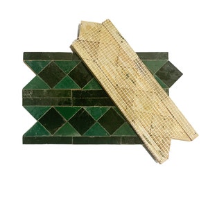 Contemporary Zellige Border, Hunter Green/Green, SAMPLE OF 6X4.5INCH