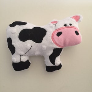 ITH (in the hoop) stuffed toy cow machine embroidery