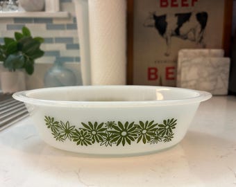 Vintage McKee Glasbake 235 Green Daisy Oval Casserole Dish, 1 QT Milk Glass Ovenware