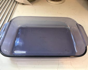 Vintage Pyrex Amethyst / Cranberry 2-Quart Rectangular Baking Dish - Model 232-R