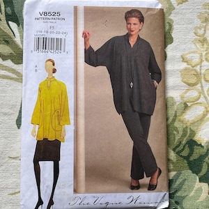 Vogue Sewing PATTERN 8525  Misses&#39; Tunic, Skirt & Pants  Size: 16-18-20-22-24   Bust   38-46&quot;  Waist 30-39&quot;   The Vogue Woman